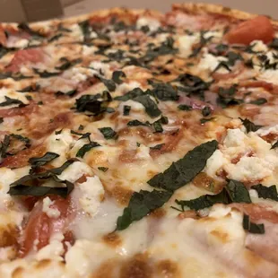 Mama maria pizza up close