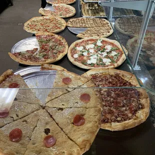 Daily pizza by slice options