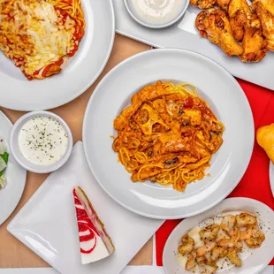 Amore&apos;s Entrees with Appetizers and Desserts