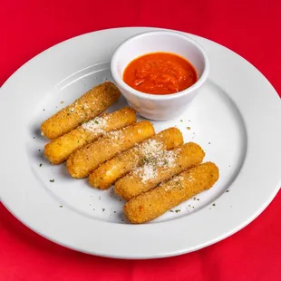 Fried cheese(Mozzarella sticks) served with Marinara