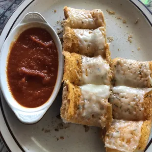 Cheese bread (had better)