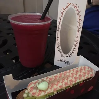 Strawberry Shiraz Wine Slushy
