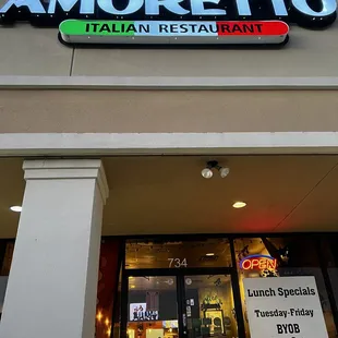 Amoretto's Italian restaurant in Plano, TX