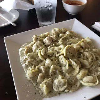 Tortellini Alfredo and Pesto