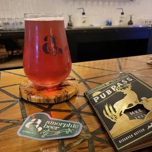 Fall seltzer, with cranberry, apple and candied ginger. Amorphic is a great addition to the PubPass.