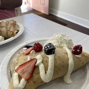 Berry Crepe
