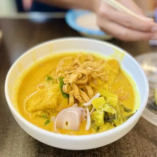 food, ramen and noodles