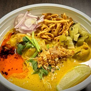 Khao Soi with all toppings