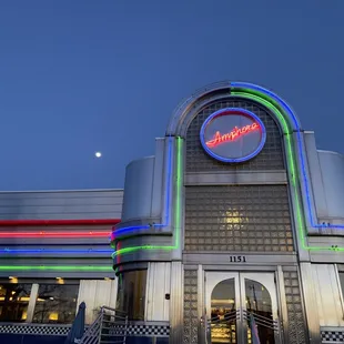 Amphora's Diner Deluxe