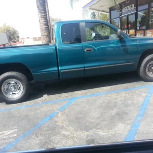 Shame on you for taking this space away from your handicapped customers