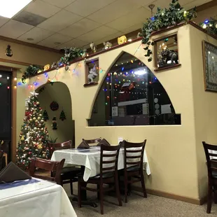 he dining room decorated for christmas