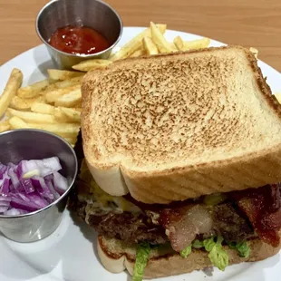 Texas Burger Sandwich w/ Fries