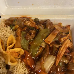 Lunch special : Szechuan beef