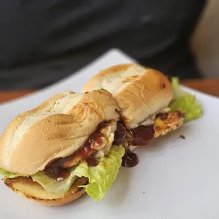 a sandwich on a plate