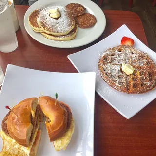 Breakfast Bagel Sandwich