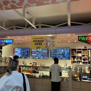 Store