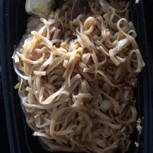 Shrimp pad Thai