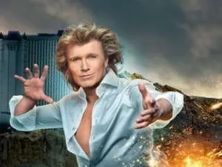 Hans Klok: The World’s Fastest Magician