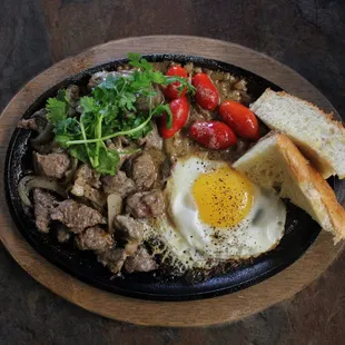 Vietnamese Sizzling Beef