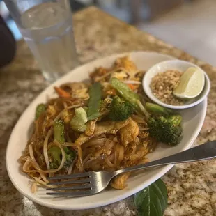 Chicken Pad Thai