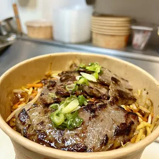 Lemongrass flank steak garlic noodles