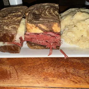 Reuben with Colcanonon......yesssssss