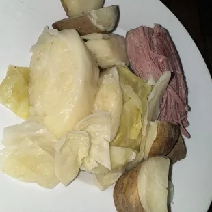 Corned Beef &amp; Cabbage