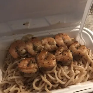Garlic noodles and prawns