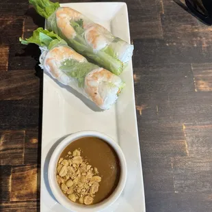 Summer rolls with shrimp