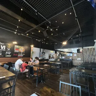 Nice open spacious dining area