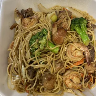 ramen, noodle dish, noodles, food, noodle soup, ramen and noodles