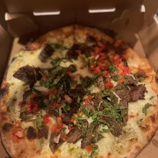 Steak pizza! Omg!!! Sooooo good!