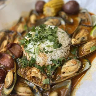 Green mussels seafood boil