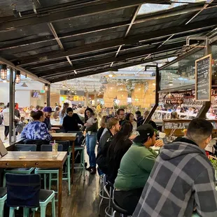 Still busy even on a Rainy day and a few hours after the lunch rush.