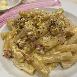 Rigatoni Carbonara
