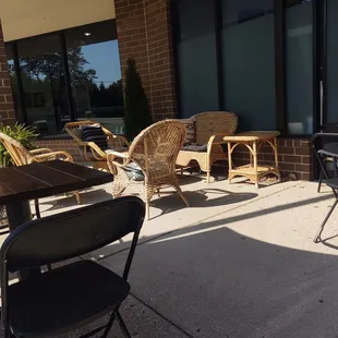 Exterior patio - dog friendly!