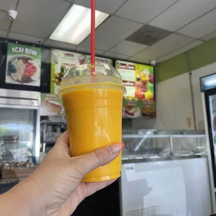 Mango smoothie