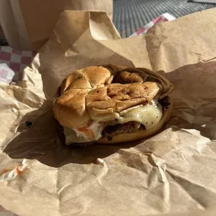 Single burger w/ swiss