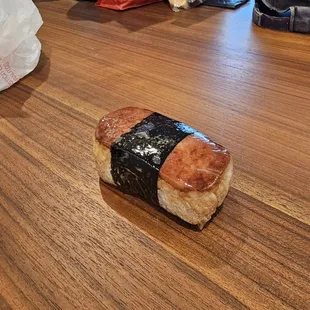 Spam musubi