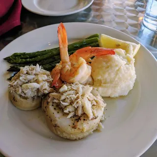 Broiled Seafood Combo