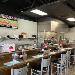 sushi and sashimi, interior