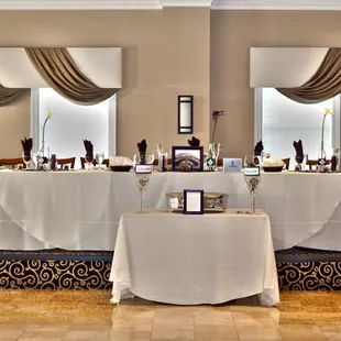 Wedding Banquet Head Table