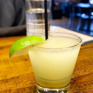 $6 happy hour frozen margarita