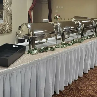 Keep your food warm throughout your events. Ask me how!