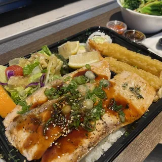 9. Salmon Specialty Plate
