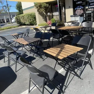 Outside dining under big tent
