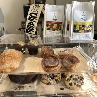 donuts, food, dough desserts