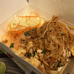 Best Pad Thai we've had.  Love how they separate the elements.