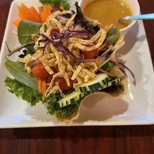 Anchan House Salad with Ginger dressing