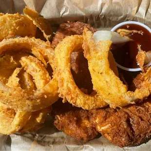 Chicken tenders &amp; onion rings